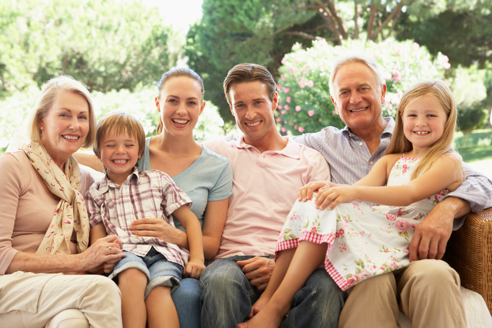 Premier-Senior-Living-Make-the-move-now-family